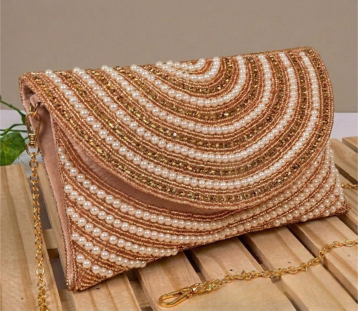KVIN IXIA: Rose Gold Hand-Beaded Pearl Envelope Clutch with Detachable Chain