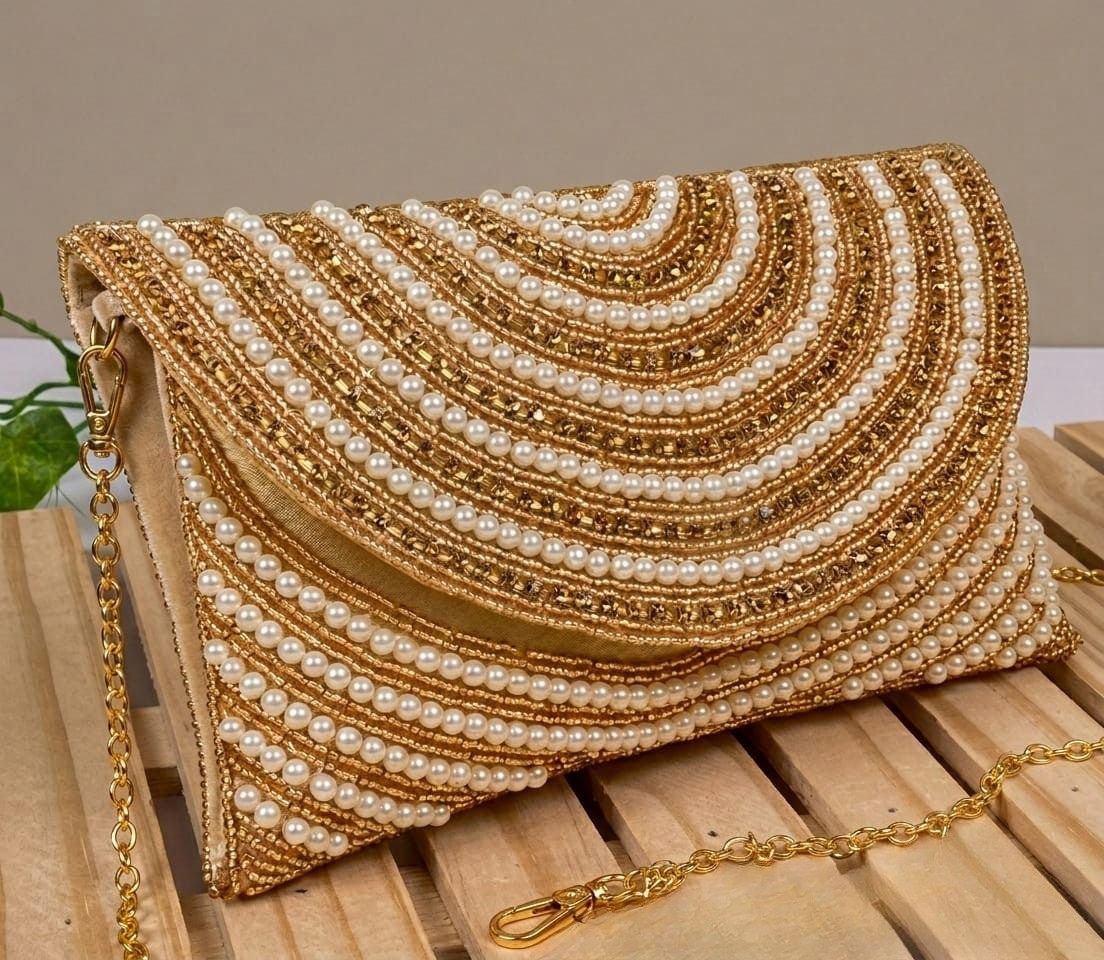 KVIN IXIA : Gold Hand-Embroidered Bridal Pearl Clutch